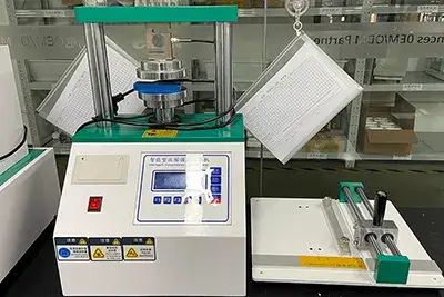 Intelligent compression strength tester